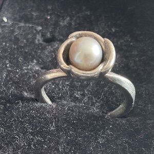 Pandora Silver Pearl Ring